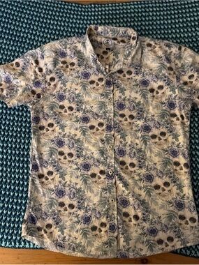 Casual Short-Sleeve Skull & Floral Button-Down Shirt - Blue/White